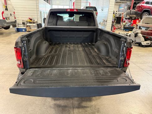 Used 2025 RAM 2500 Big Horn AWD/4WD image 26