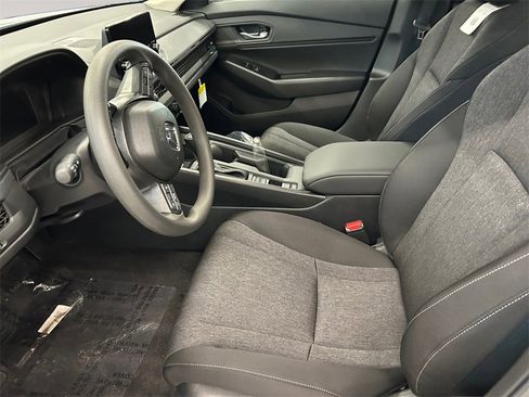 New 2025 Honda Accord SE image 9