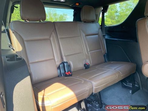 Used 2022 Chevrolet Tahoe High Country AWD/4WD image 9