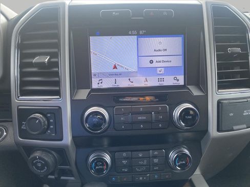 Used 2019 Ford F150 Lariat w/ Equipment Group 502A Luxury AWD/4WD image 18