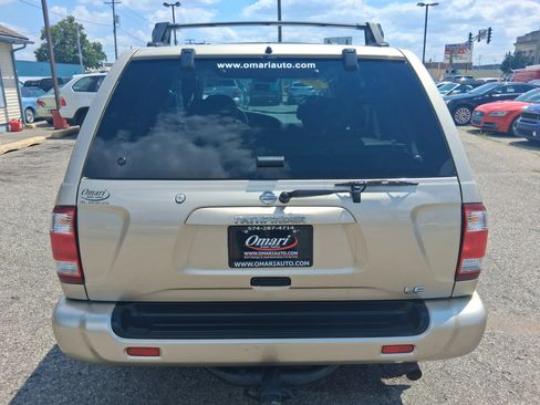 Used 2002 Nissan Pathfinder LE AWD/4WD image 8
