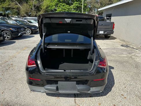 Used 2020 Mercedes-Benz CLA 250 image 21