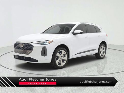 Used 2025 Audi Q5 Premium Plus w/ Premium Plus AWD/4WD image 1