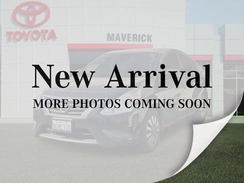 Used 2017 Nissan Versa S Plus FWD image 1