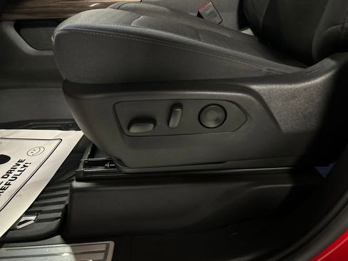 Used 2025 Chevrolet Silverado 2500 LT w/ Trail Boss Package image 13