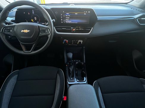 Used 2025 Chevrolet TrailBlazer LT image 14