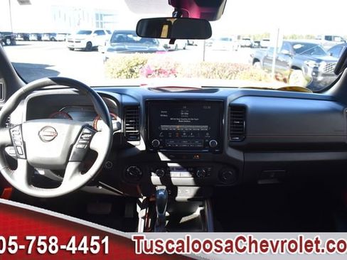 Used 2024 Nissan Frontier PRO-4X w/ Technology Package image 3