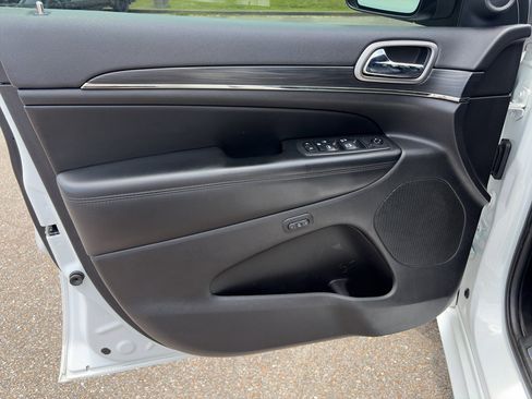 Used 2019 Jeep Grand Cherokee Limited X AWD/4WD image 10