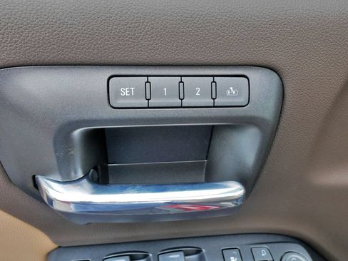 Used 2018 GMC Sierra 1500 Denali w/ Denali Ultimate Package AWD/4WD image 21