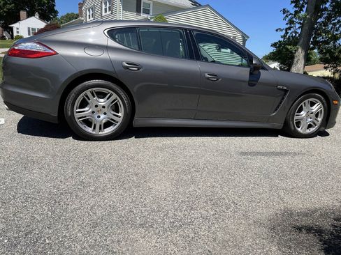 Used 2013 Porsche Panamera image 3