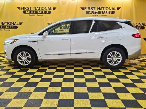 Used 2020 Buick Enclave Essence image 6