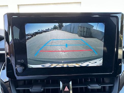 Used 2023 Toyota Corolla LE w/ Carpet Mat Package (TMS) FWD image 11