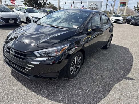 Certified 2025 Nissan Versa SV w/ Trunk Package image 8