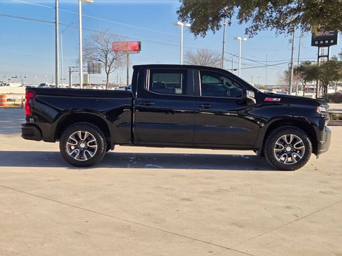 Used 2020 Chevrolet Silverado 1500 RST image 2