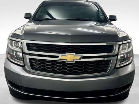 Used 2019 Chevrolet Tahoe LT image 3