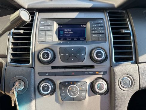 Used 2015 Ford Taurus Police Interceptor AWD image 28