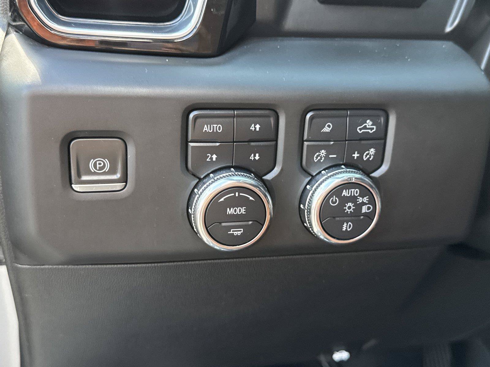 Used 2023 GMC Sierra 1500 Denali Ultimate AWD/4WD image 13