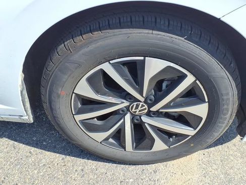 Used 2024 Volkswagen Jetta S FWD image 9