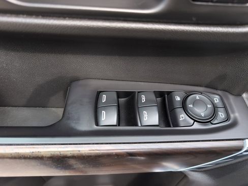 Used 2021 GMC Sierra 1500 SLT w/ SLT Premium Package image 16