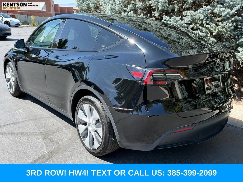 Used 2023 Tesla Model Y Long Range AWD/4WD image 6