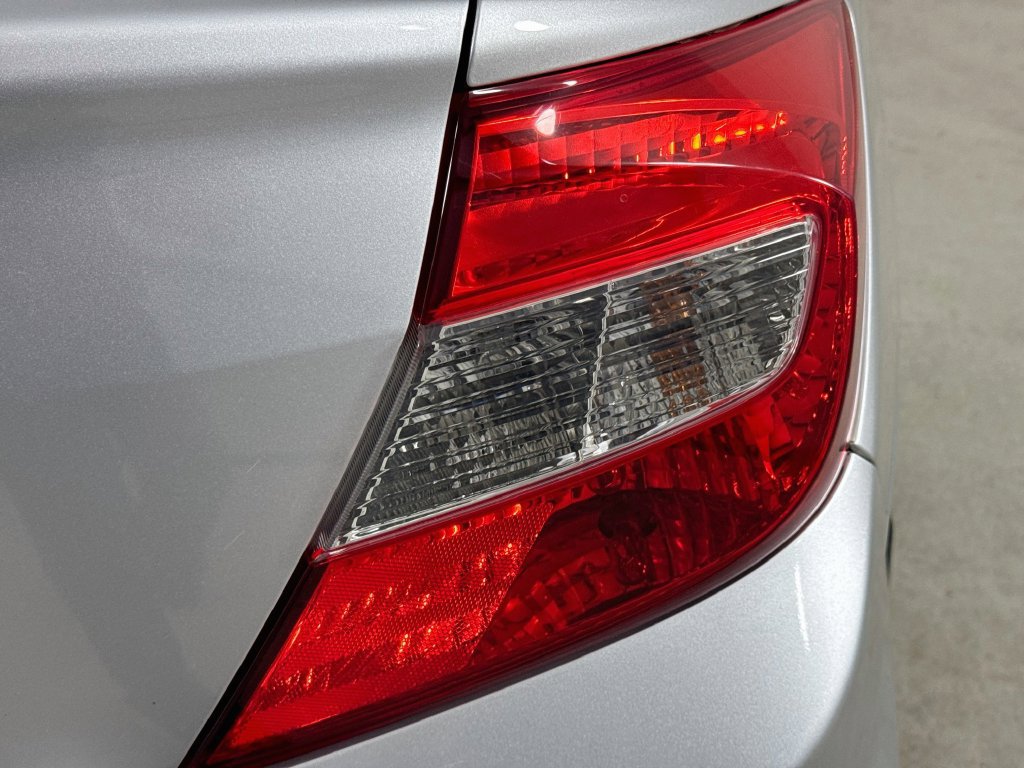 Used 2012 Honda Civic LX image 28