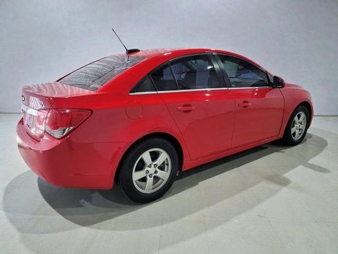 Used 2016 Chevrolet Cruze LT image 18