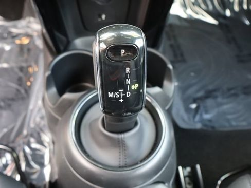 Used 2024 MINI Cooper S FWD image 29