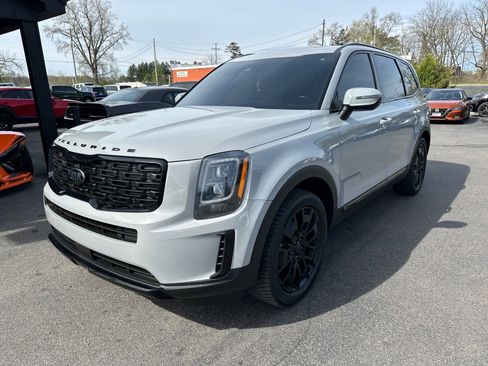 Used 2021 Kia Telluride EX w/ EX Premium Package AWD/4WD image 7