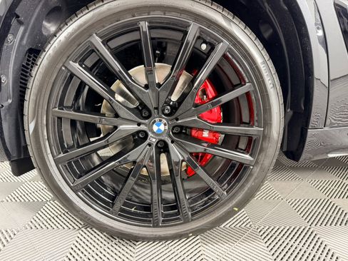 New 2026 BMW X5 sDrive40i w/ M Sport Package image 9