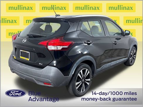 Used 2019 Nissan Kicks SV FWD image 4