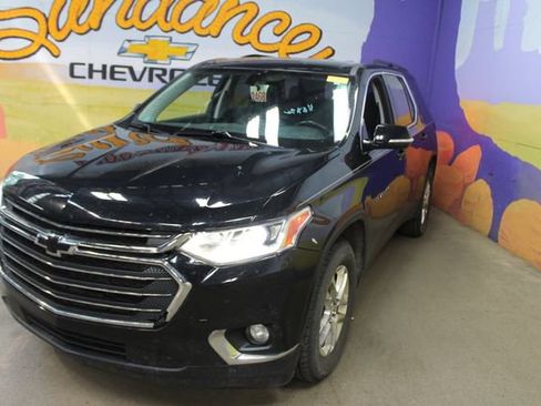 Used 2020 Chevrolet Traverse LT w/ LPO, Floor Liner Package AWD/4WD image 4