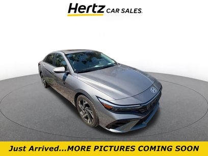 Used 2025 Hyundai Elantra Limited