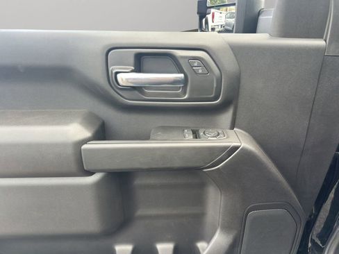 New 2025 GMC Sierra 2500 Pro w/ Convenience Package image 11