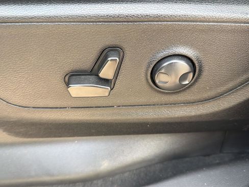 Used 2022 RAM 1500 Big Horn AWD/4WD image 19