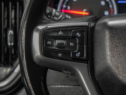 Used 2022 Chevrolet Silverado 2500 LTZ w/ LTZ Convenience Package AWD/4WD image 16