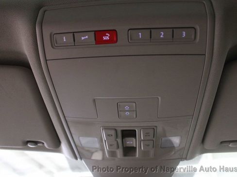 Used 2019 Volkswagen Atlas SEL Premium image 26