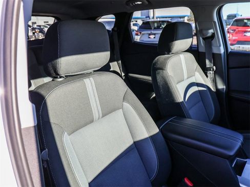 Used 2024 Chevrolet Blazer LT w/ Convenience Package image 16