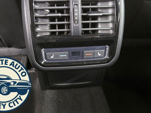 Used 2021 Volkswagen Arteon SEL Premium image 29