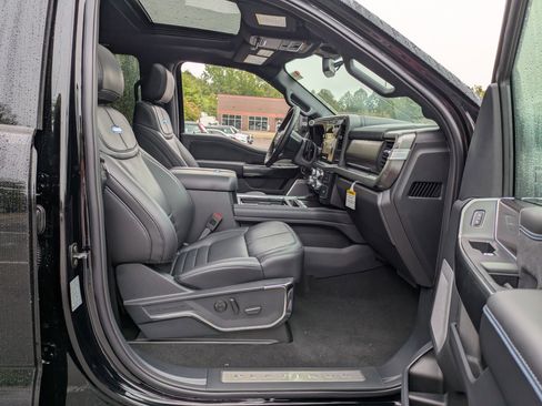 New 2026 Ford F250 Platinum w/ Tremor Off-Road Package image 84