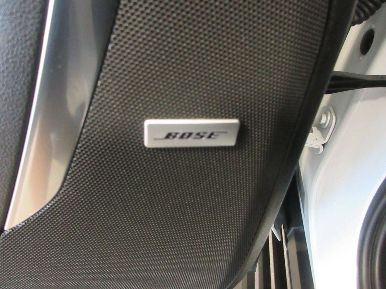 Used 2024 GMC Yukon AT4 w/ Technology Package AWD/4WD image 30