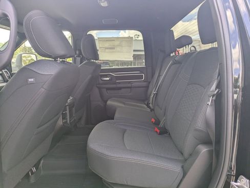 New 2026 RAM 2500 Big Horn AWD/4WD image 14