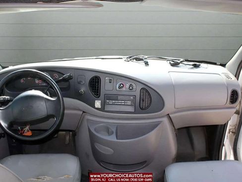 Used 1997 Ford E-350 and Econoline 350 image 24