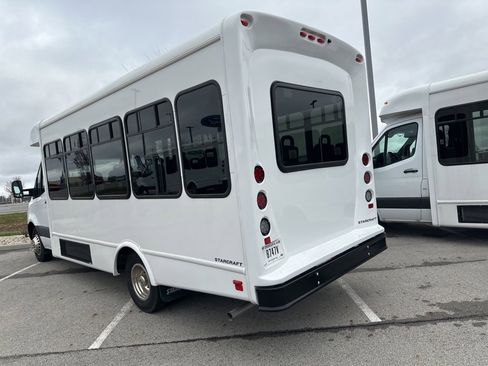 Used 2022 Mercedes-Benz Sprinter 3500 image 13