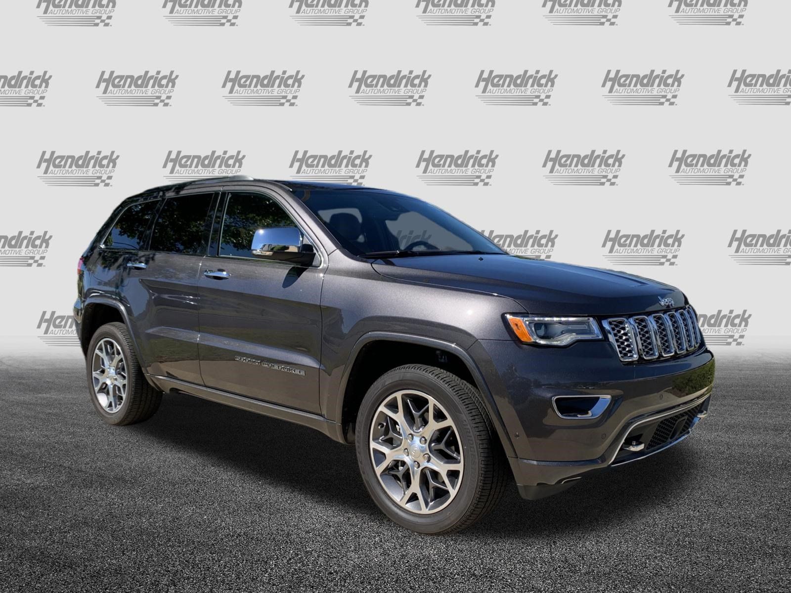 Used 2020 Jeep Grand Cherokee Overland AWD/4WD image 2