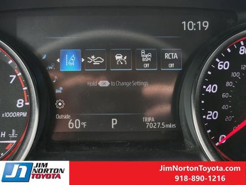 Used 2024 Toyota Camry XSE w/ Navigation Package image 18