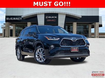 Used 2024 Toyota Highlander LE