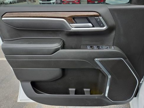 Used 2025 GMC Sierra 1500 Elevation AWD/4WD image 15