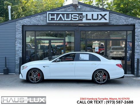 Used 2018 Mercedes-Benz E 63 AMG S w/ AMG Advanced Lighting Package image 11