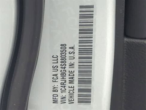 New 2025 Jeep Grand Cherokee Limited image 36