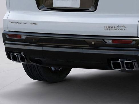 New 2026 Chevrolet Traverse High Country w/ LPO, Floor Liner Package AWD/4WD image 15
